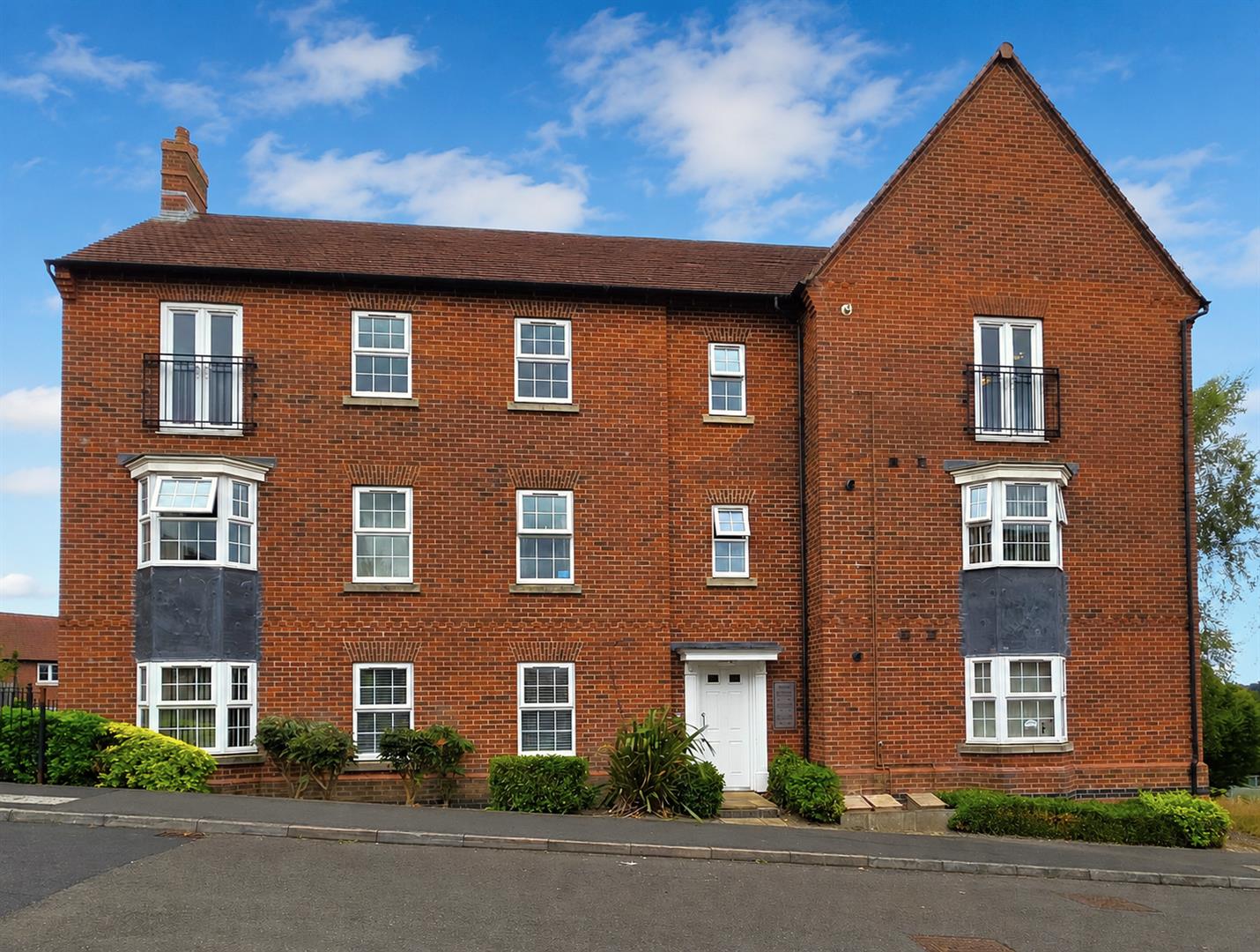 Flat Solent Road in South Derbyshire