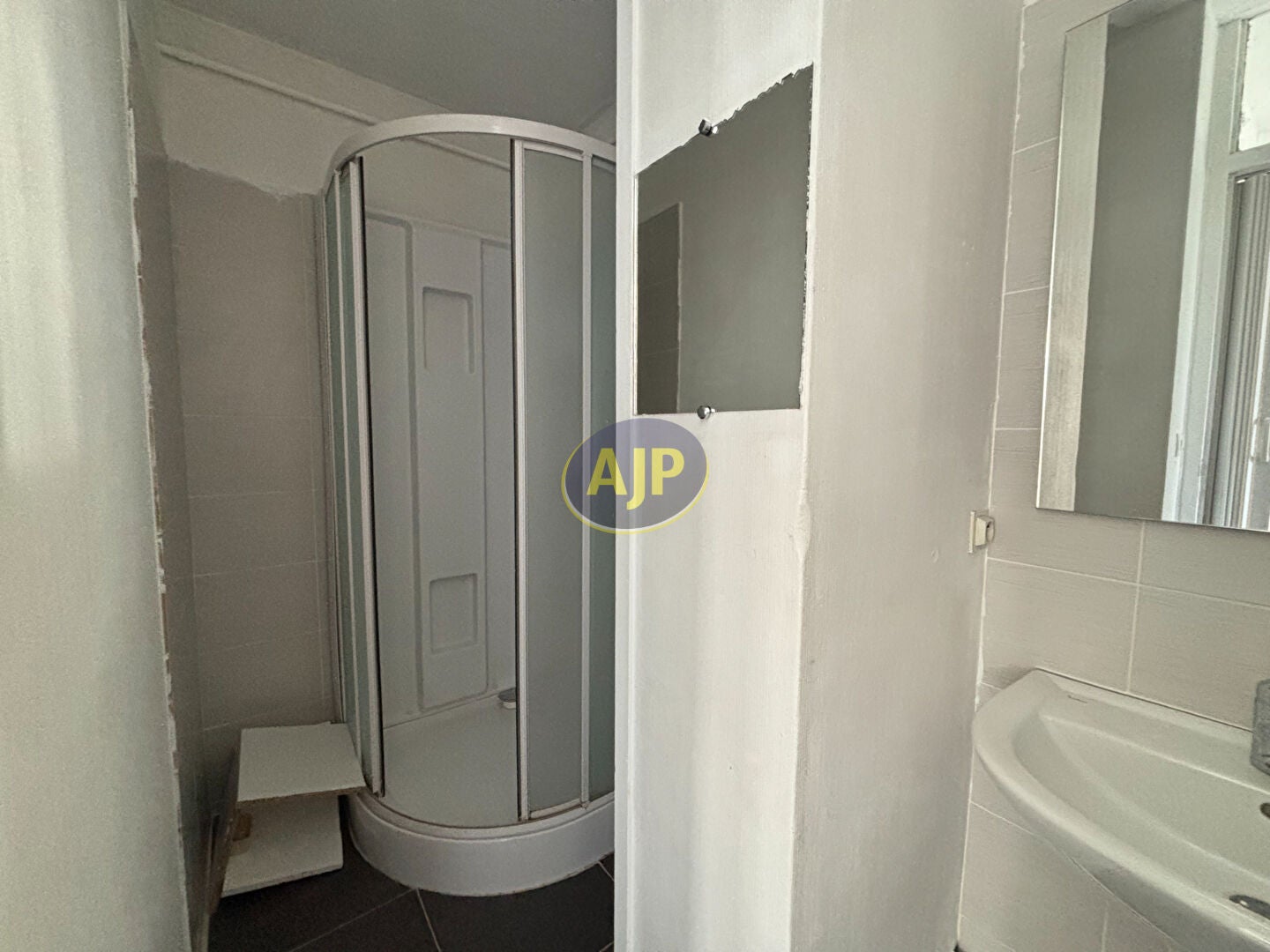 Appartement Route du Coustinet à Cours-de-Pile