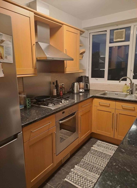 Flat Whitnell Way in Greater London