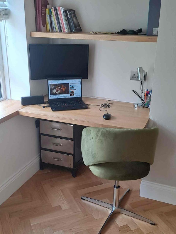 Flat Whitnell Way in Greater London