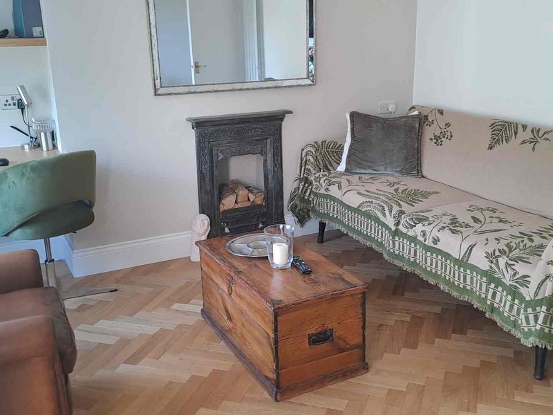 Flat Whitnell Way in Greater London