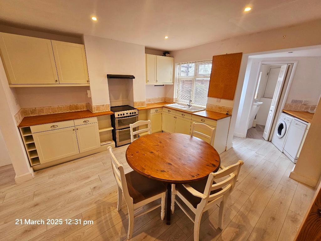 Flat Northampton Road in Wellingborough
