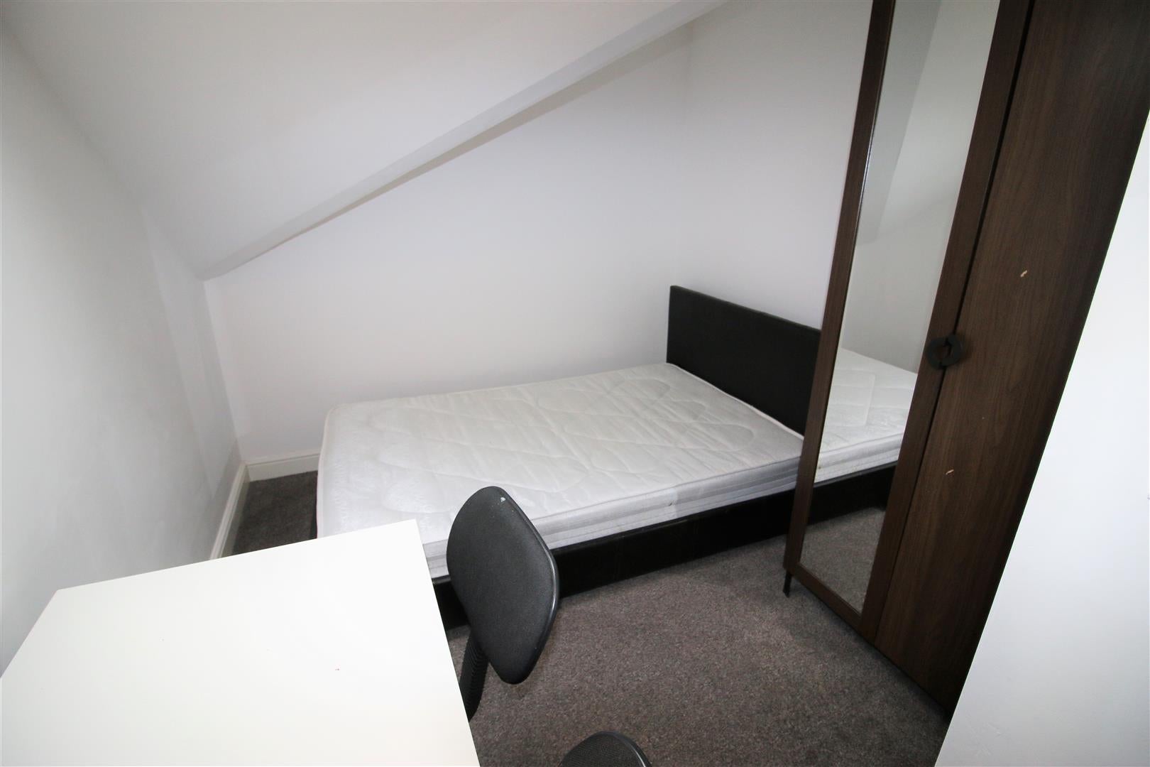 Flat Pitt Street in Lancaster