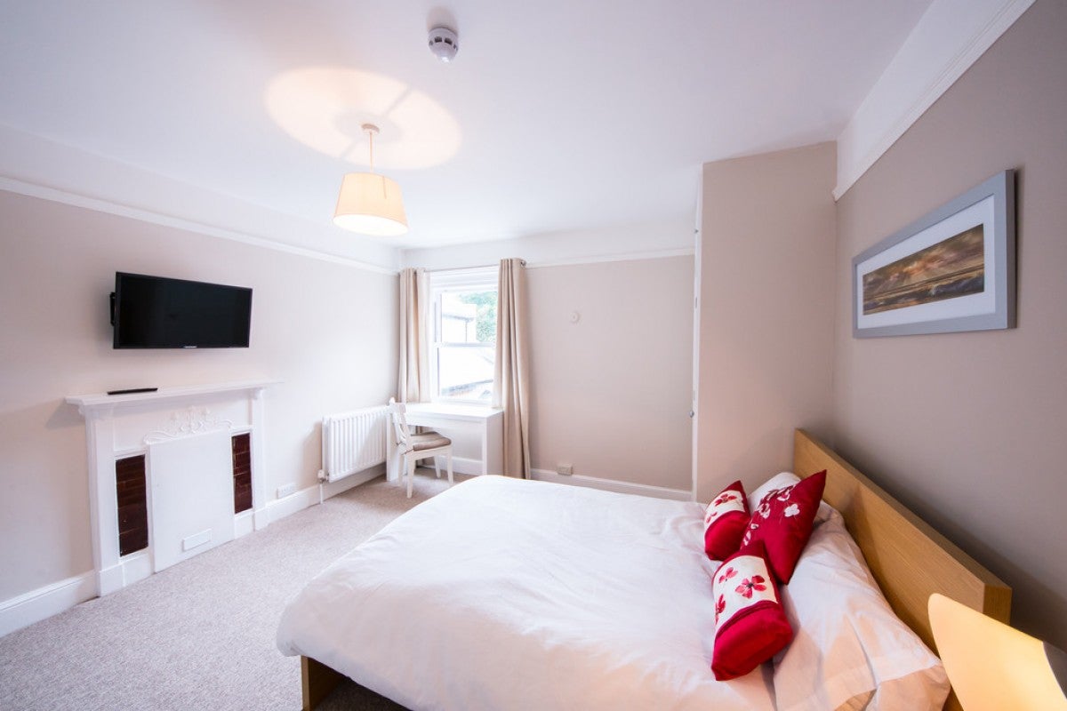Room Waylen Street in Reading