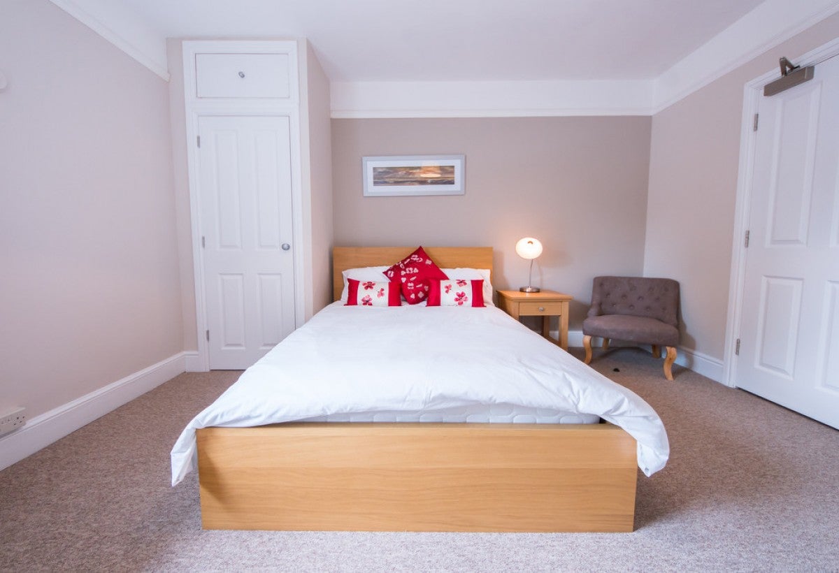 Room Waylen Street in Reading