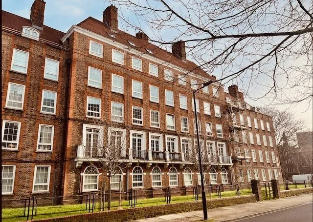 Flat Tabard Street in Greater London