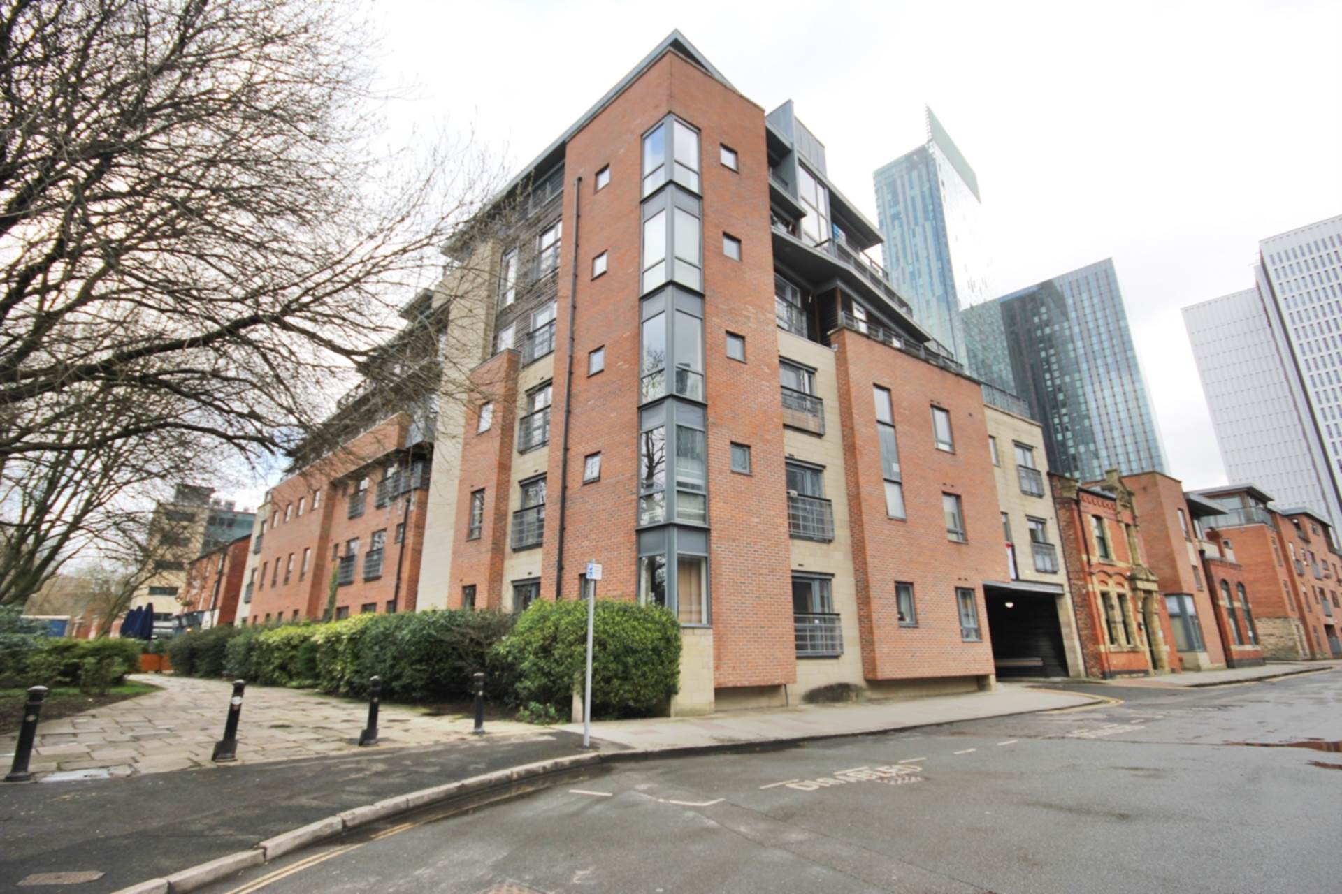 Flat Collier Street in Manchester