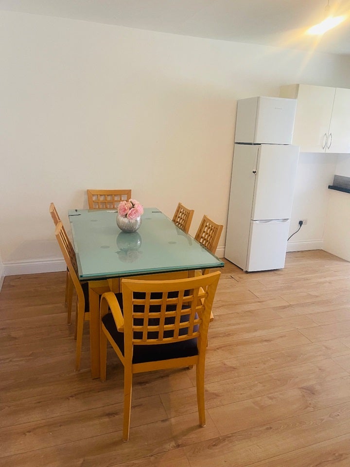 Room Nelson Road in Greater London