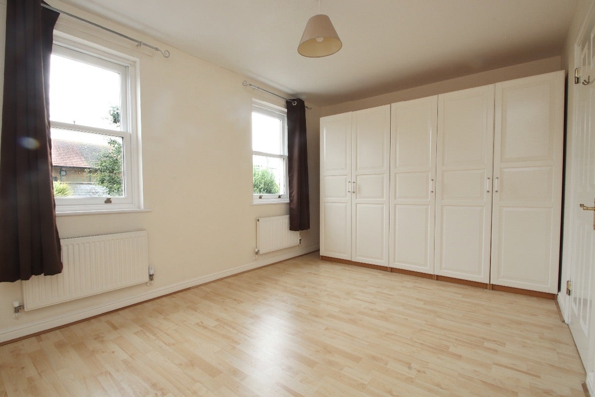 Flat Albion Road in Ramsgate