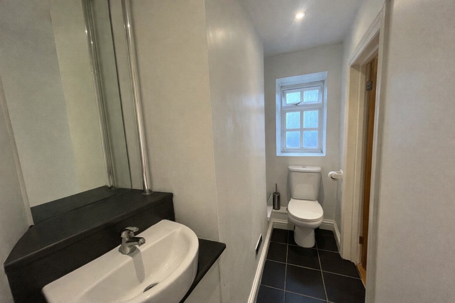 Flat Millmead Terrace in Guildford