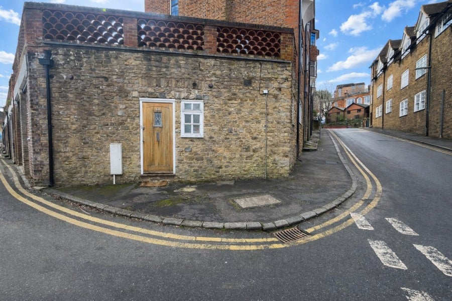 Flat Millmead Terrace in Guildford