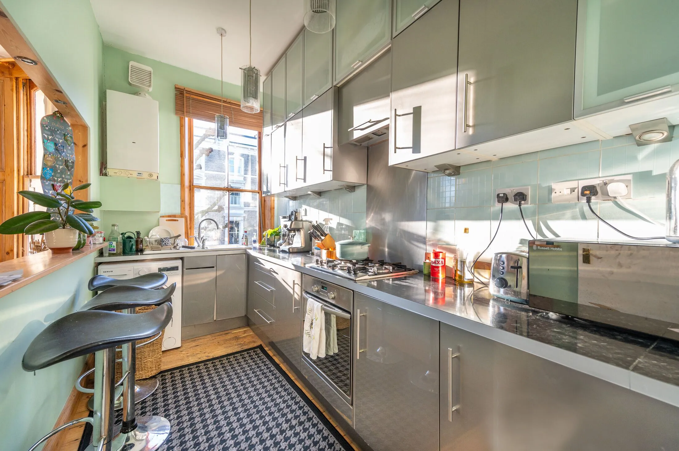 Flat Westbourne Park Road in City of Westminster