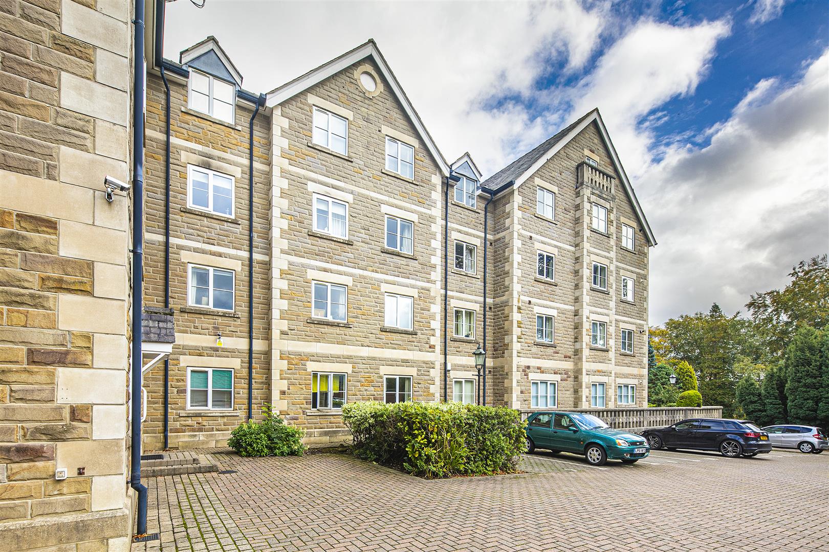 Flat Fulwood Road in Sheffield