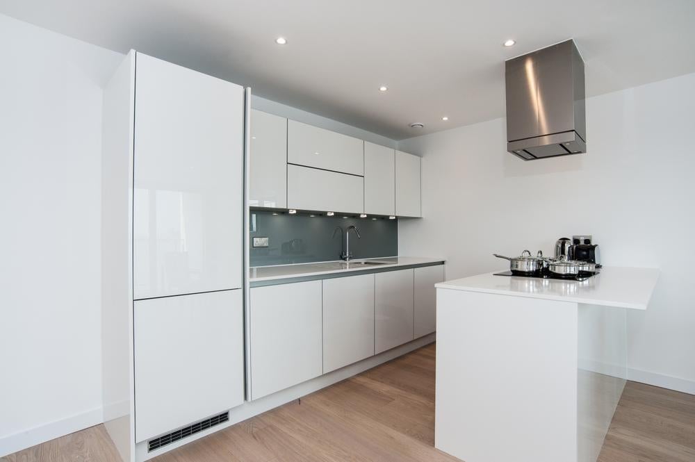 Flat Jamestown Road in Greater London