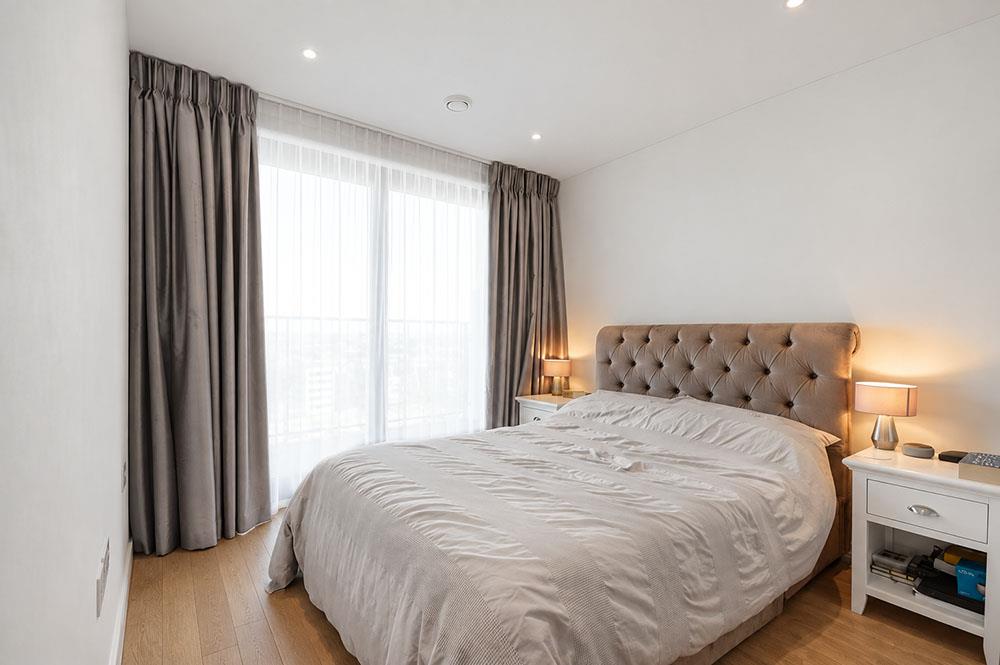 Flat Jamestown Road in Greater London
