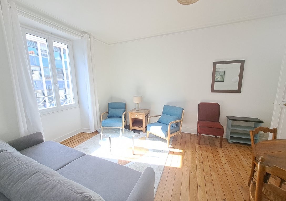 Flat Rue Jean Jaurès in Nantes