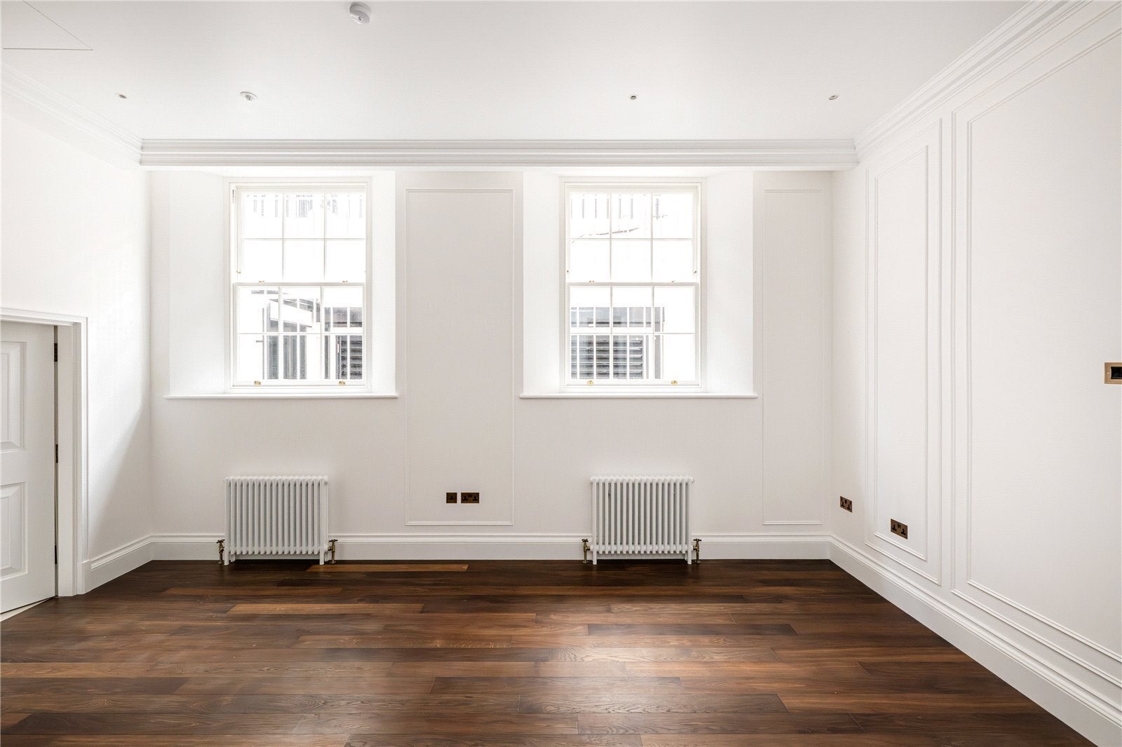 Flat Charles Street in City of Westminster