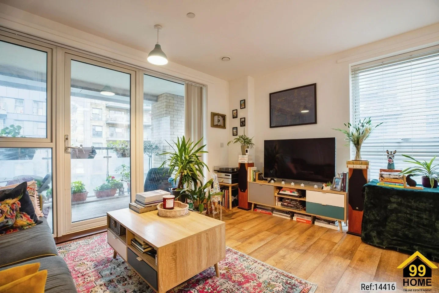 Flat Loughborough Park in Greater London