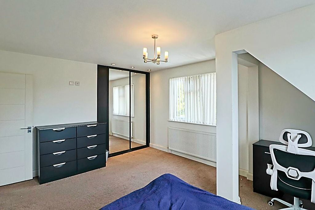 Room Kings Road in Castle Point
