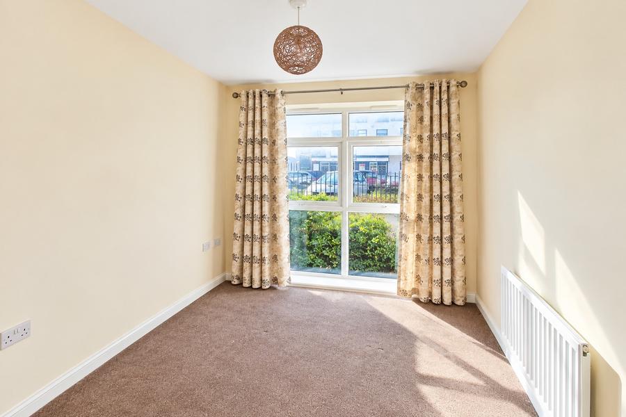 Flat Great Brier Leaze in Patchway
