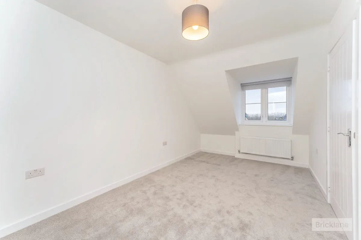 House Reynard Way in Northampton