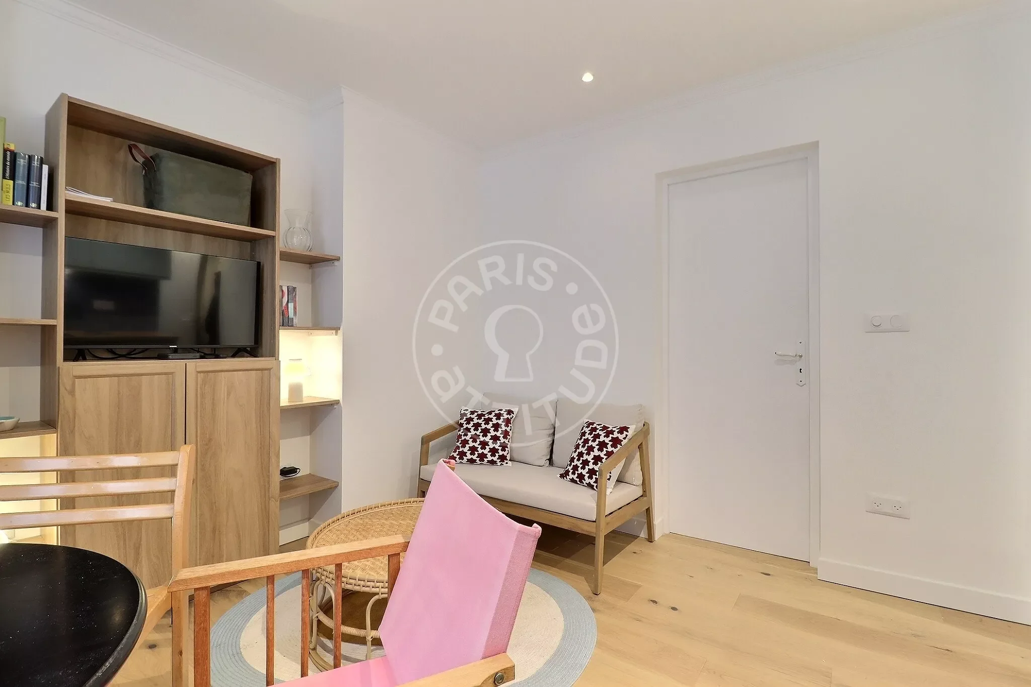 Appartement Rue du Canada à Paris