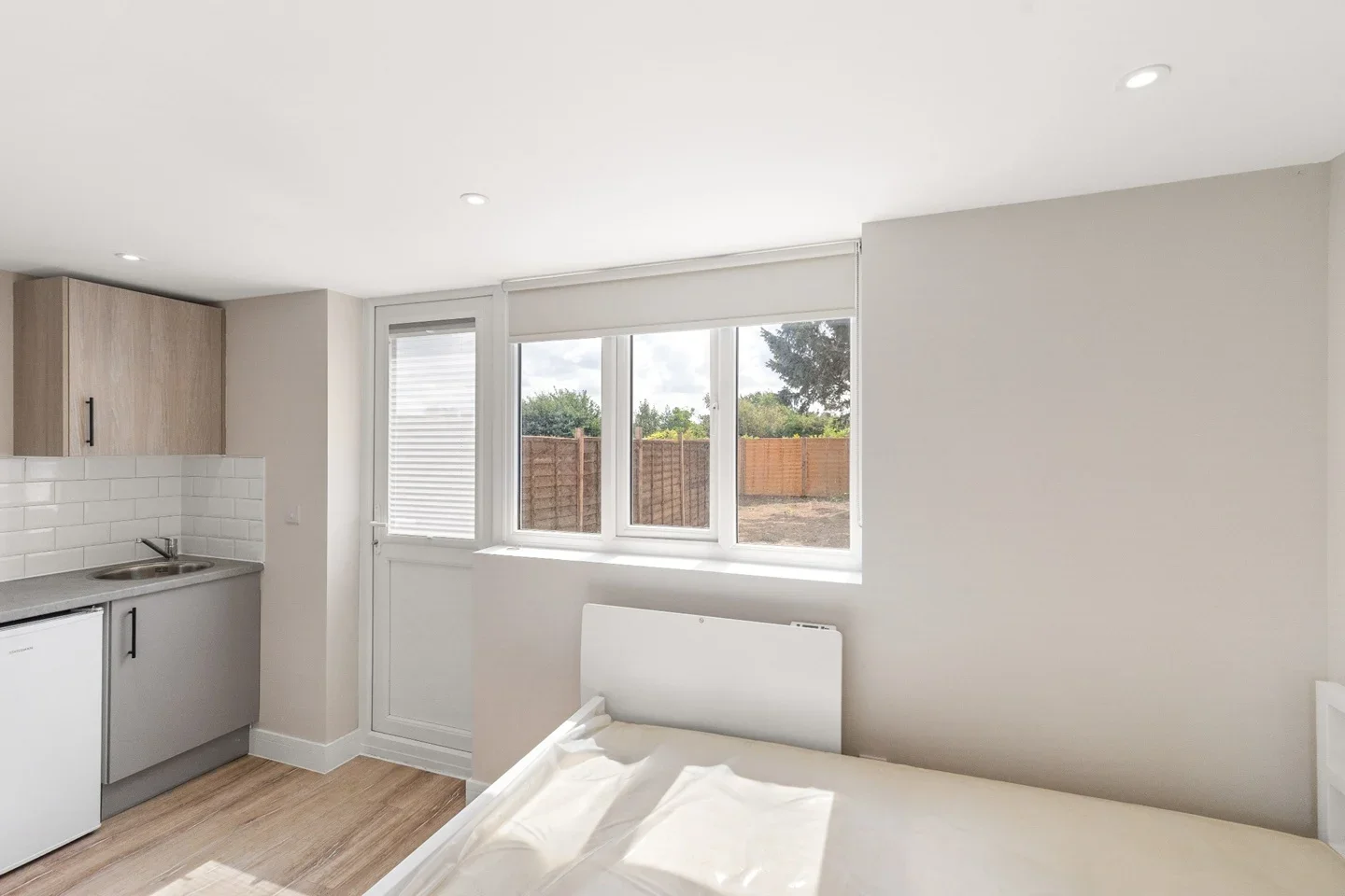 Room Farleigh Road in Borough of Runnymede