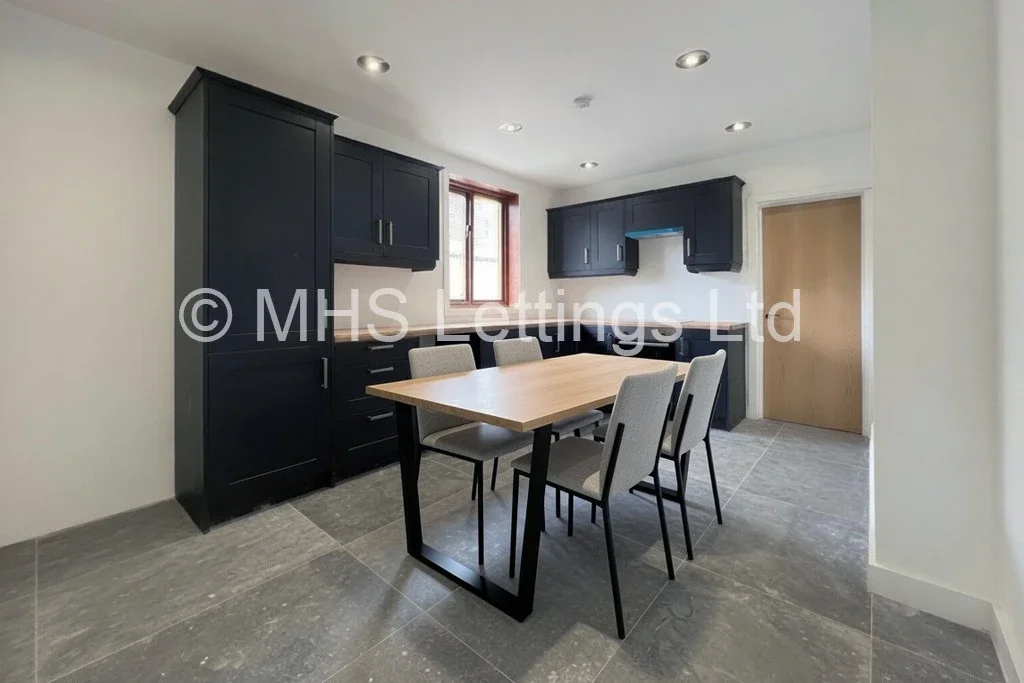 Flat Halliday Mount in Leeds