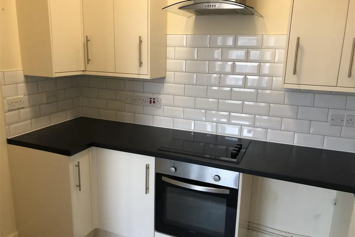 Flat Warwick Road in Metropolitan Borough of Solihull