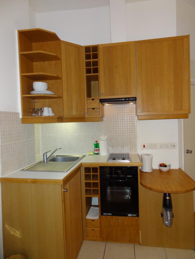 Flat Cartwright Gardens in Greater London