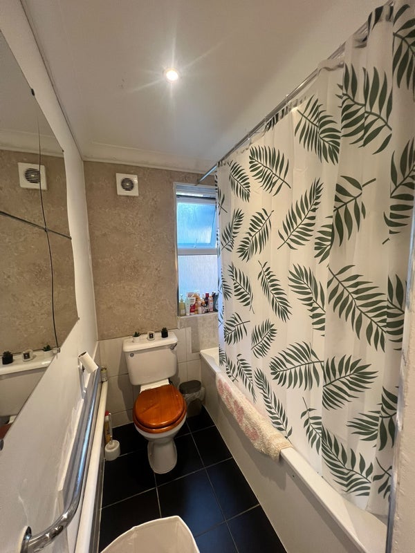 Room Vernon Road in Greater London