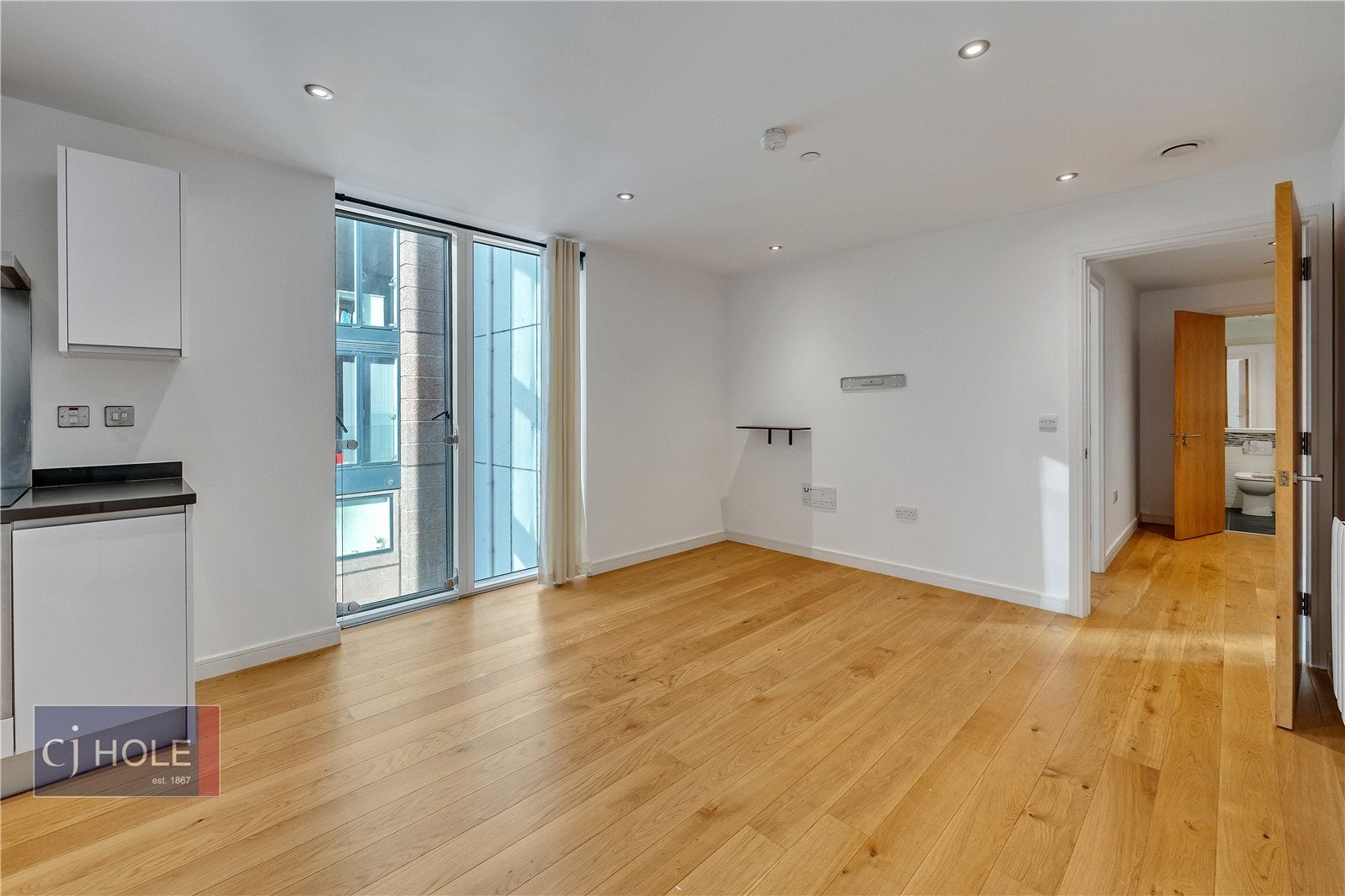 Flat Narrow Lewins Mead in Bristol