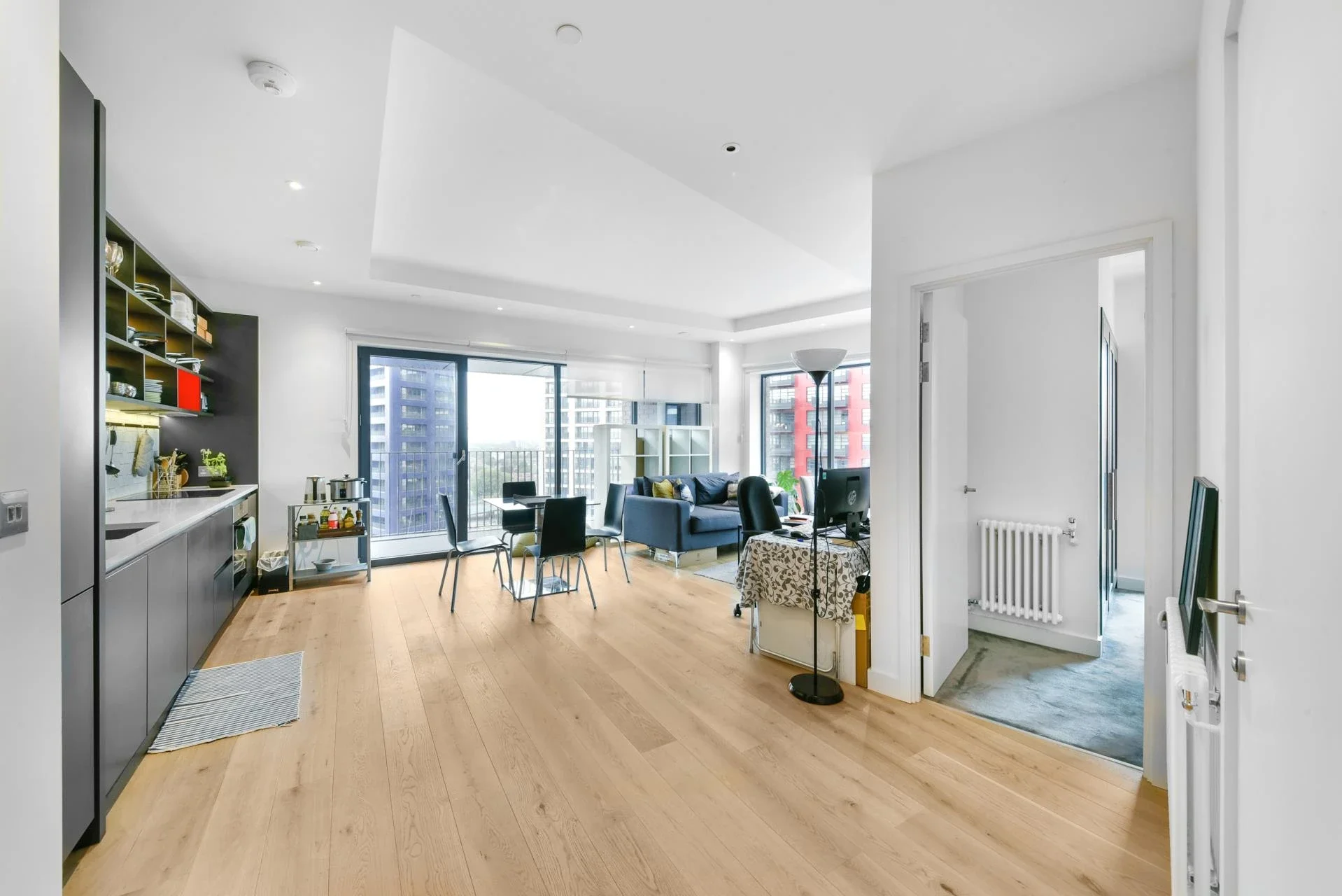 Flat Lyell Street in Greater London