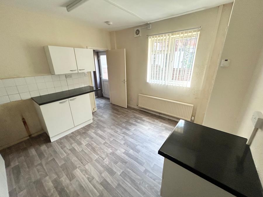 Flat Bath Road in Wolverhampton