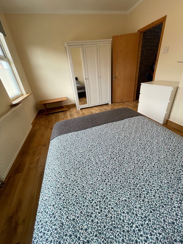 Room Forest Gardens in Greater London