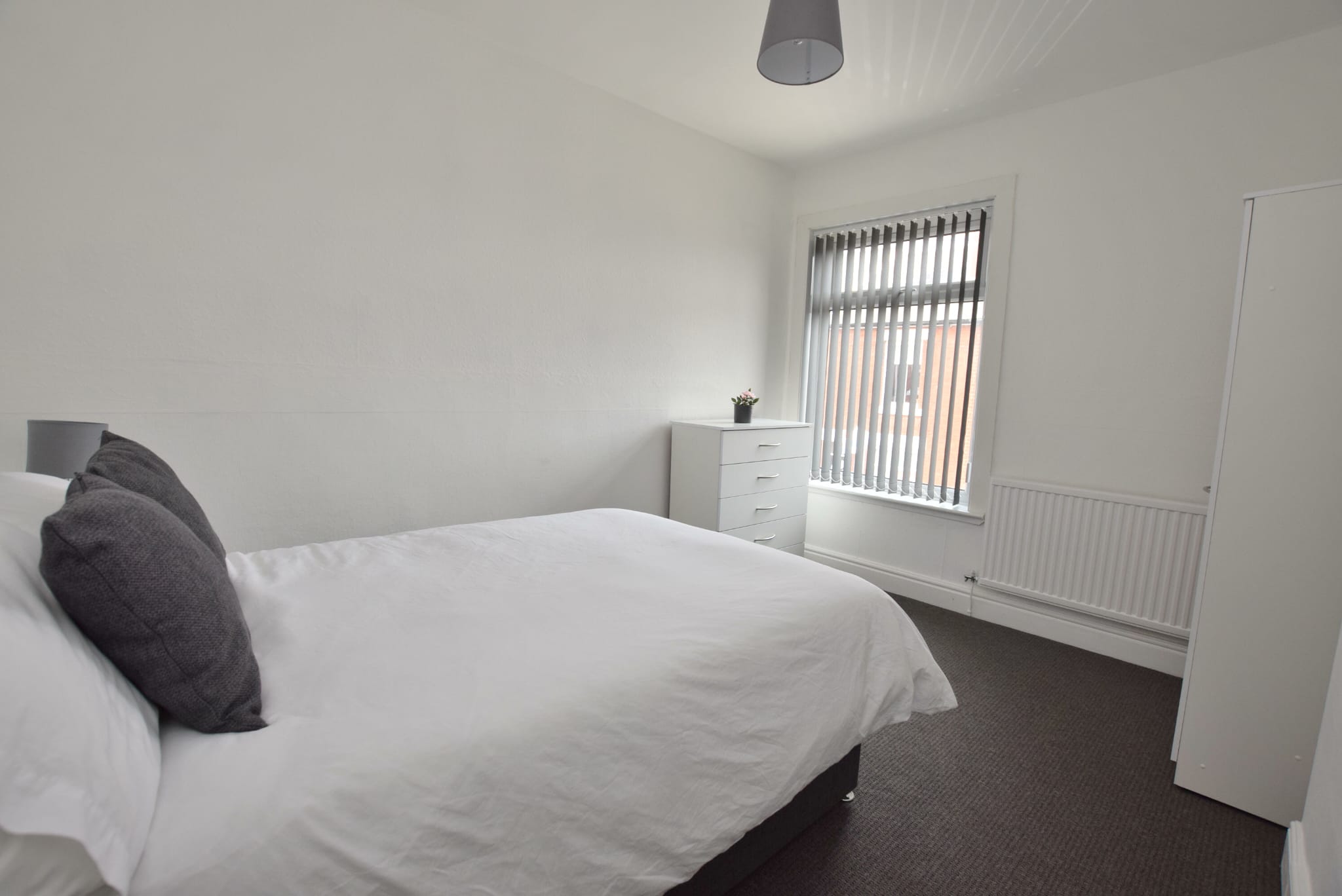 Room Howe Street in Derby