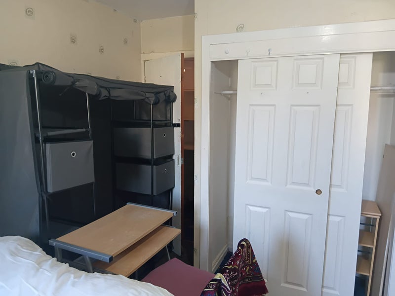 Room West Pilton Grove in City of Edinburgh
