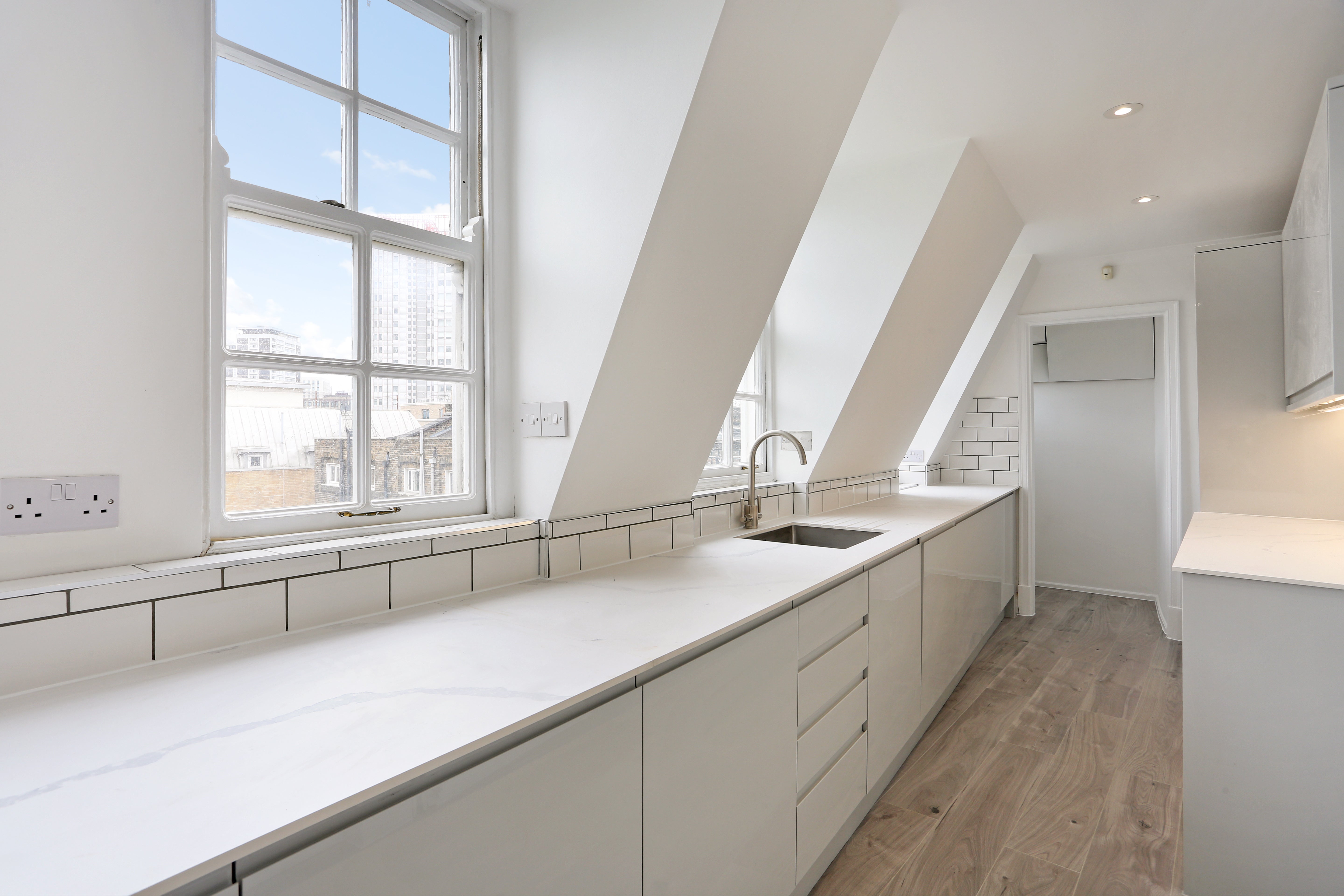Flat Aberdeen Place in City of Westminster