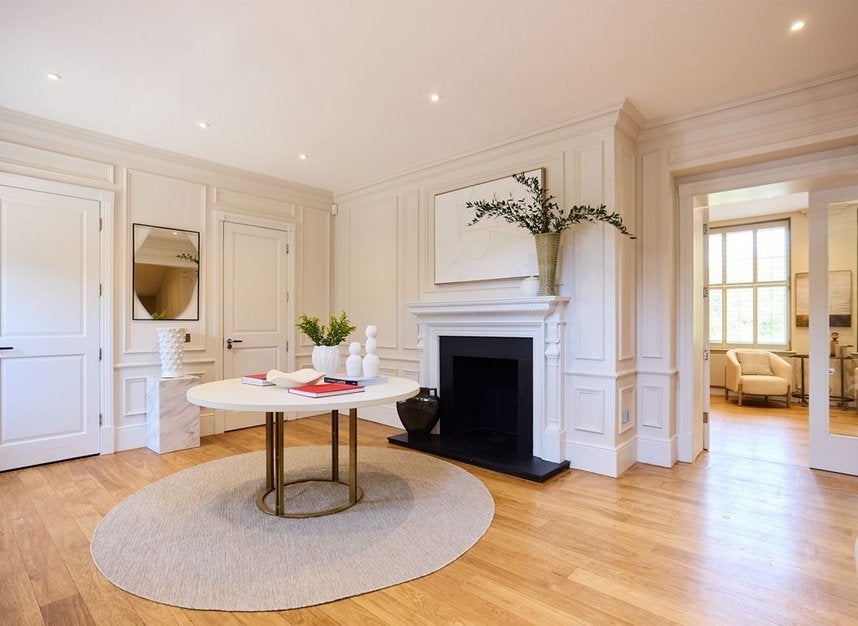 House North End Way in Greater London