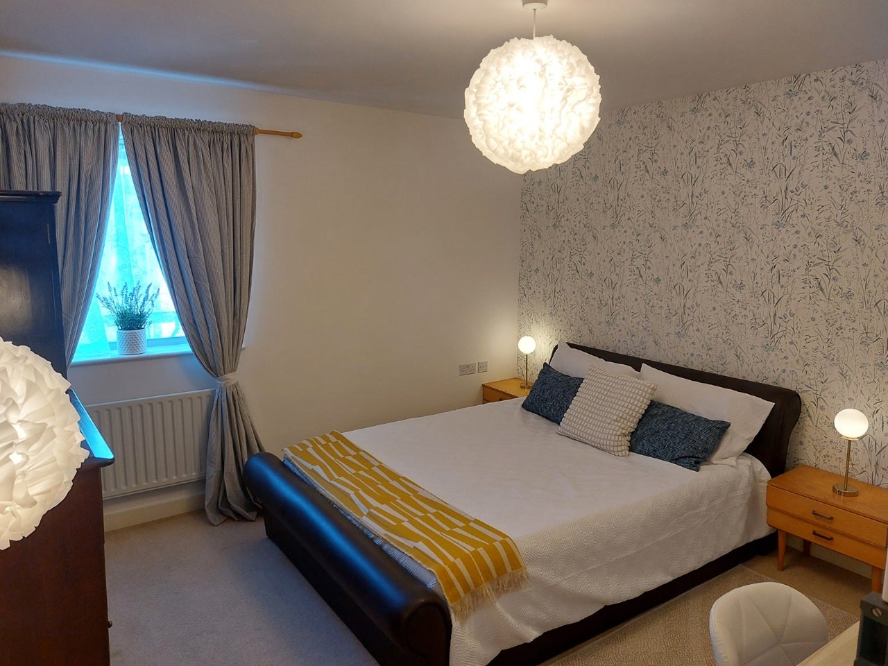 Room Vantage Place in Greater London