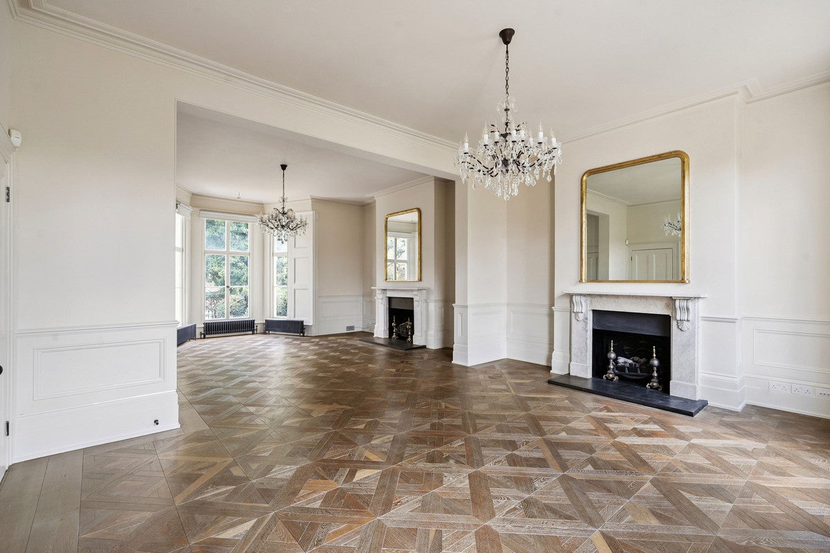 House Addison Road in Greater London