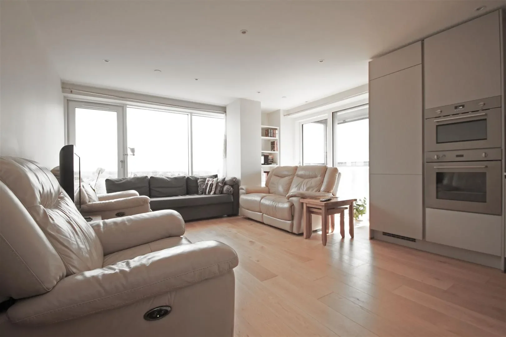 Flat Acton Walk in Greater London