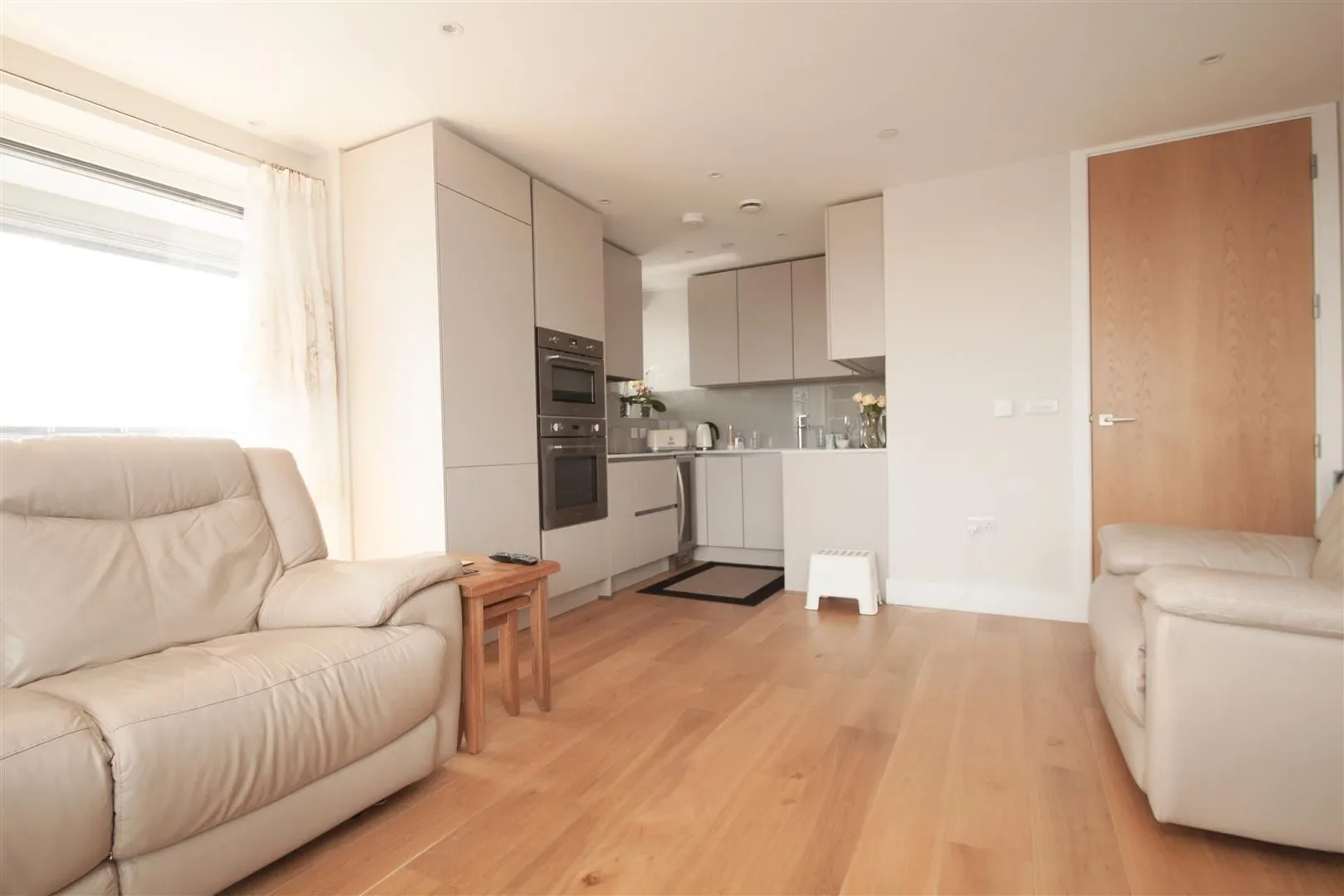 Flat Acton Walk in Greater London