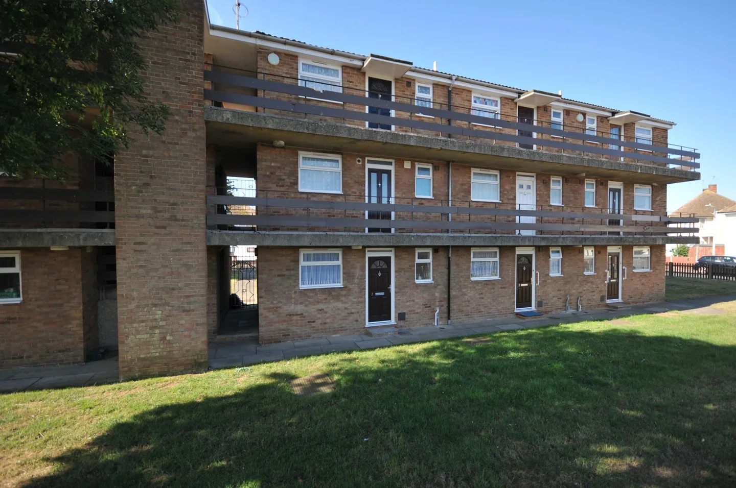 Flat Barnett Court in Thanet