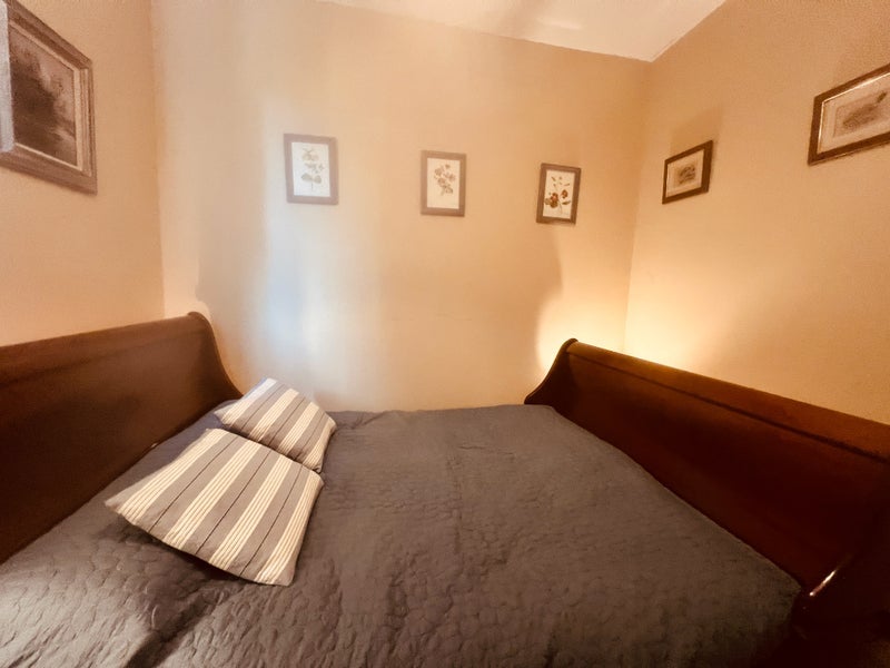 Room Leighton Road in Greater London