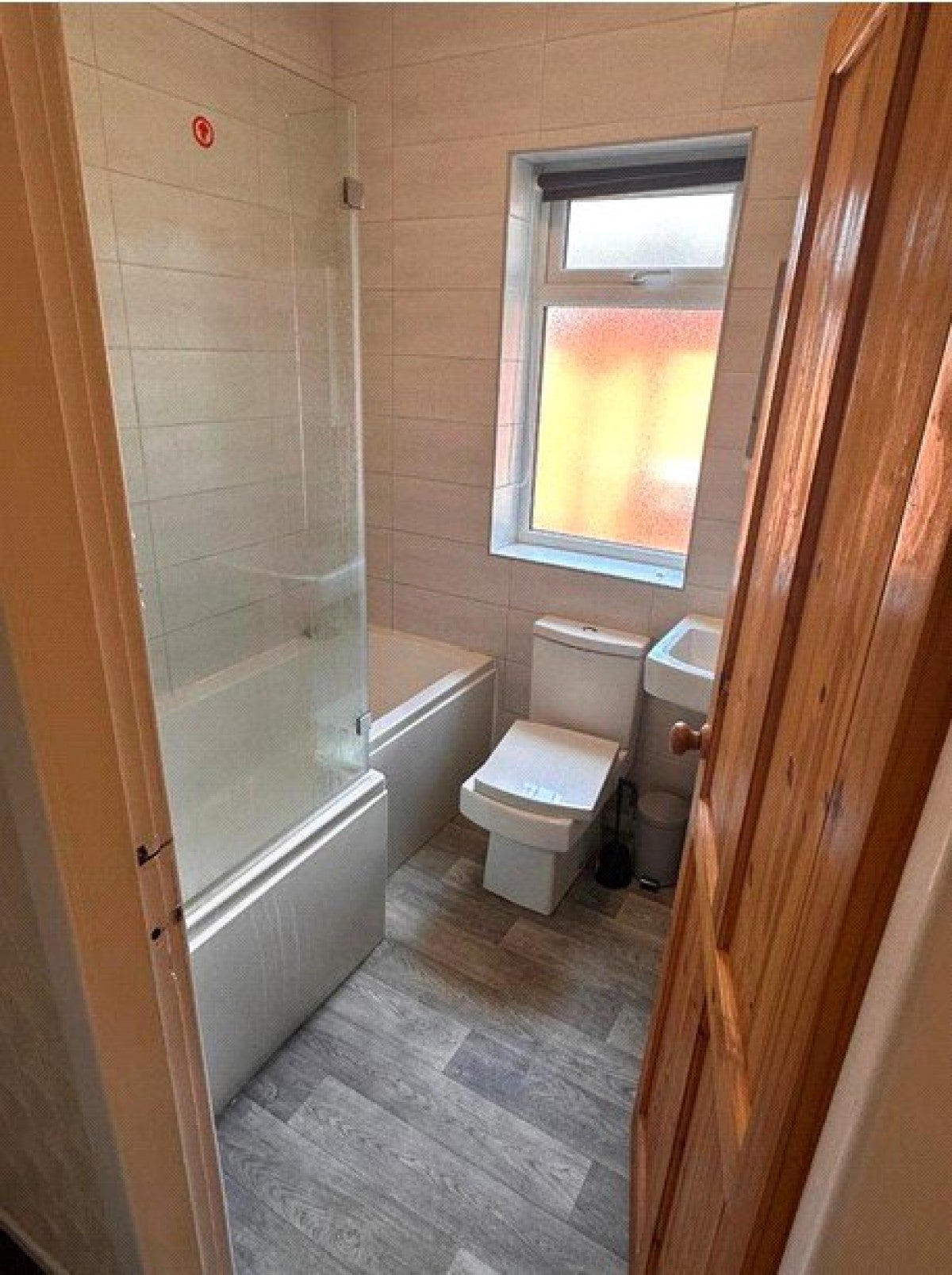 Room Stanley Road in Stoke-on-Trent