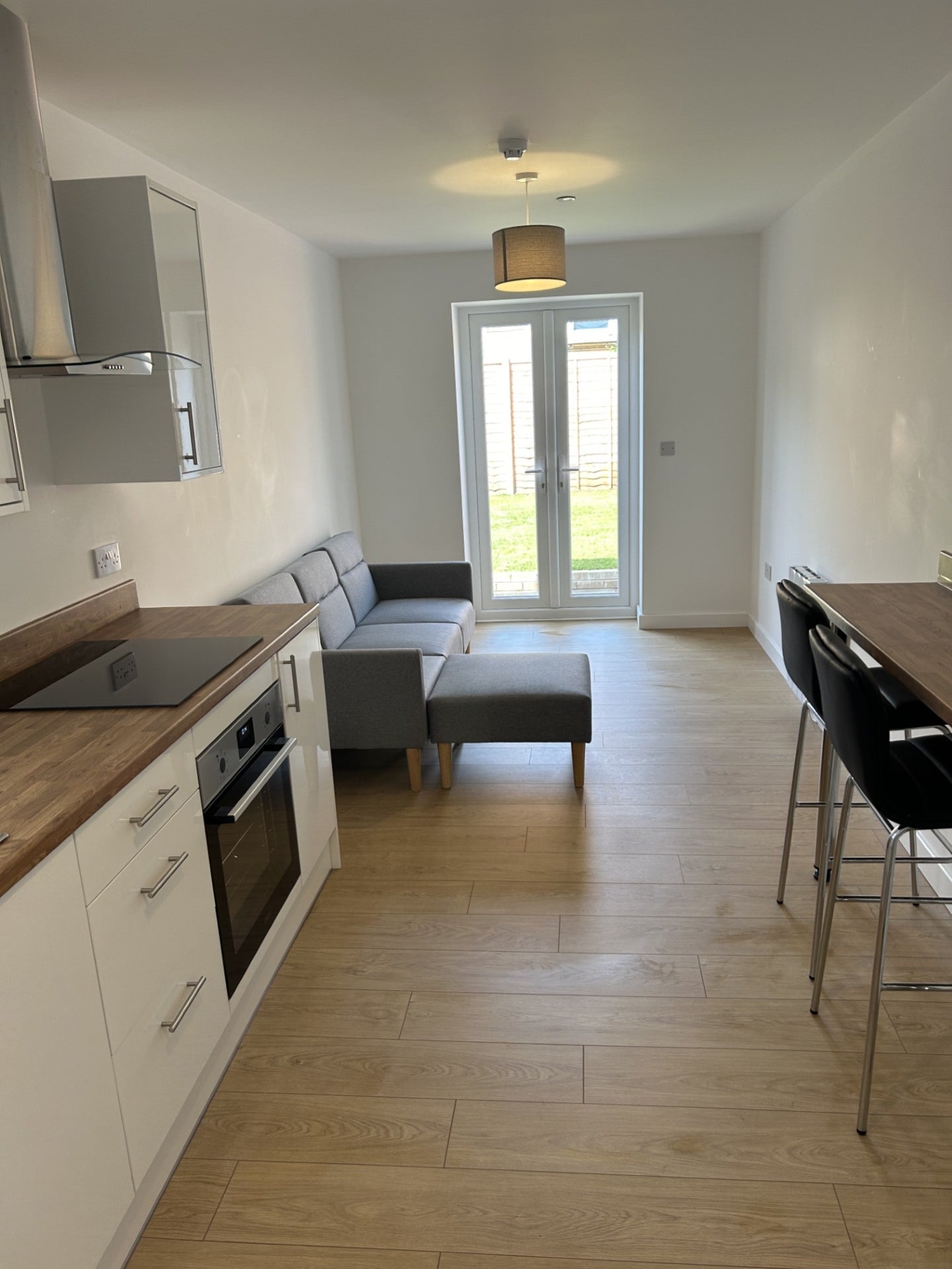 Flat Bradley Street in Cardiff