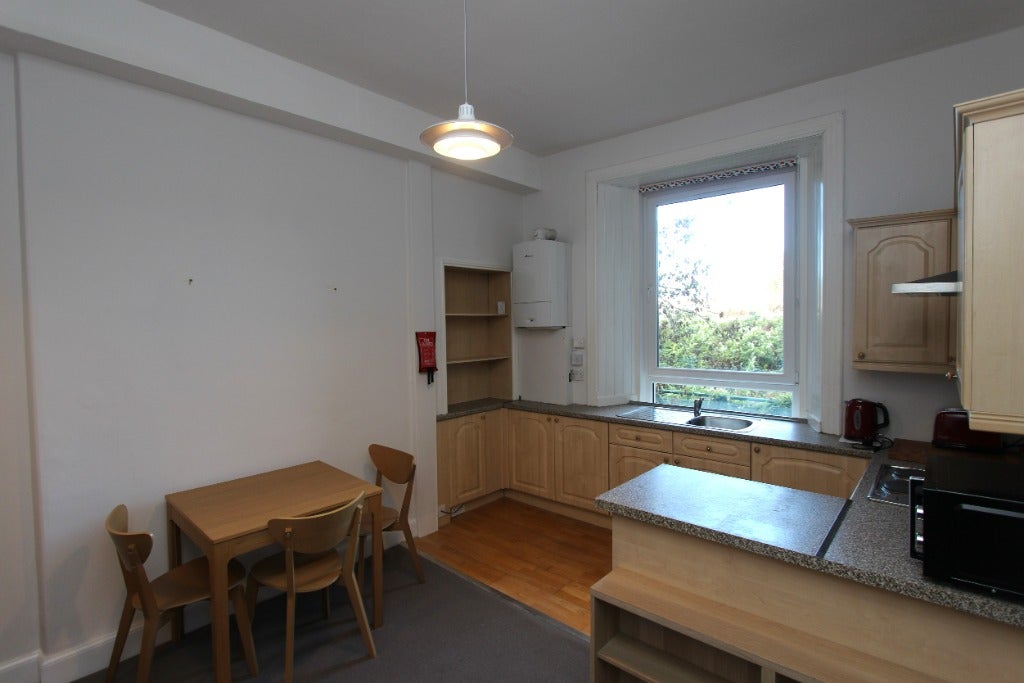 Flat Murieston Place in City of Edinburgh