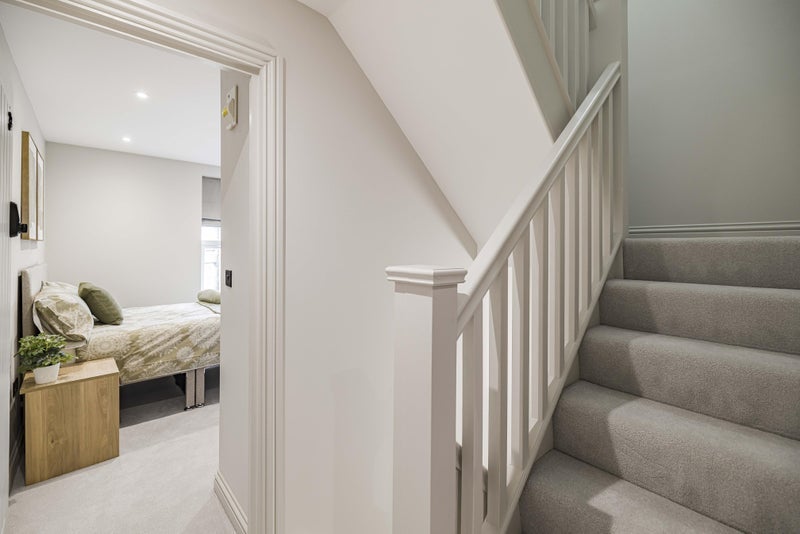 Room Postley Road in Maidstone