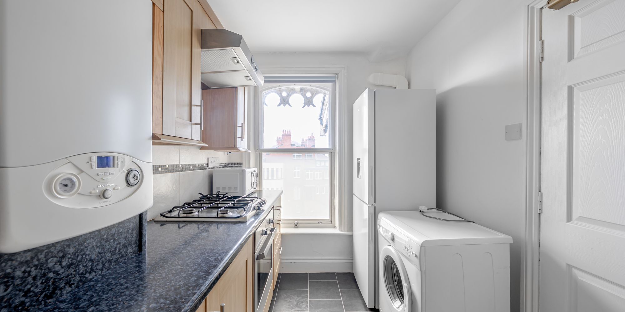 Flat Leeds Road in Harrogate